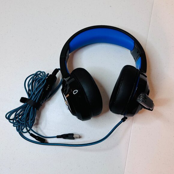 Ziumier Pro Gaming Headset Z66 With RGB Lighting & Noise Cancelling Mic - Picture 2 of 15